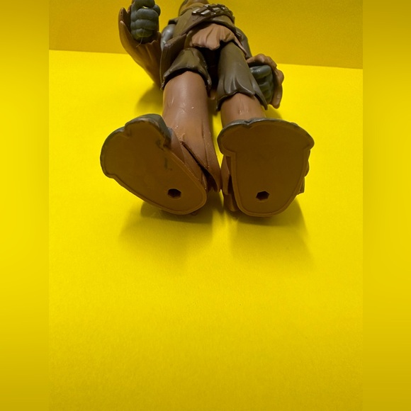 Star Wars Galaxy of Adventures Chewbacca 6" Hasbro Science Fiction Figure Wookie - Picture 3 of 5